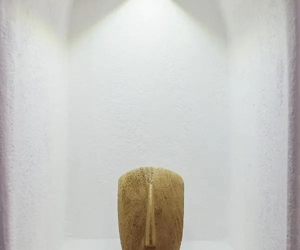 Whitelist Maisonette Ii In