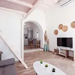 Holiday home Whitelist Maisonette Ii In